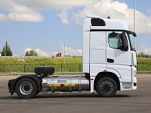 Седельный тягач КАМАЗ 54901-70908-МА на СПГ ДОПОГ ADR (ЕВРО 5) новый