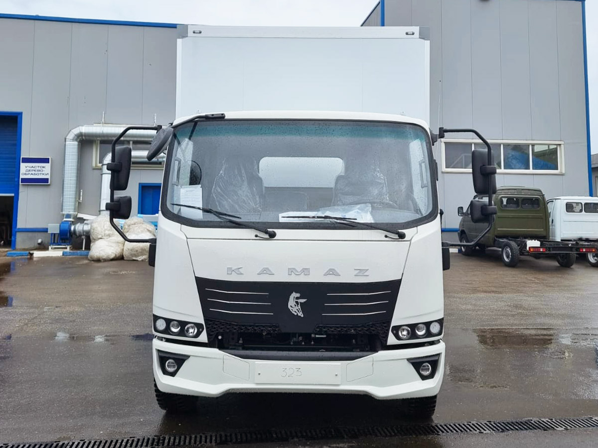 Камаз компас 12. КАМАЗ 43082-н5. КАМАЗ 43082 12 Т шасси. КАМАЗ 20022 компас 12. КАМАЗ компас 12 2022 со спальником.